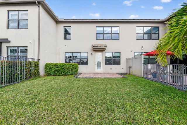 8301 Rearing Lane, Wellington, FL 33467