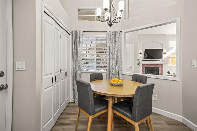 236 Rochelle Ct, Roseville, CA 95661