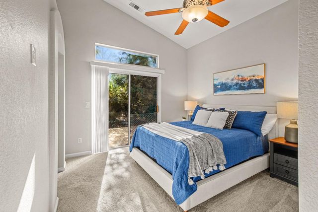 236 Rochelle Ct, Roseville, CA 95661