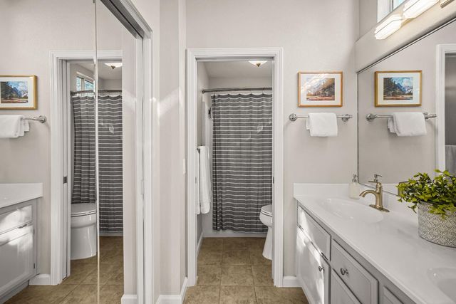 236 Rochelle Ct, Roseville, CA 95661