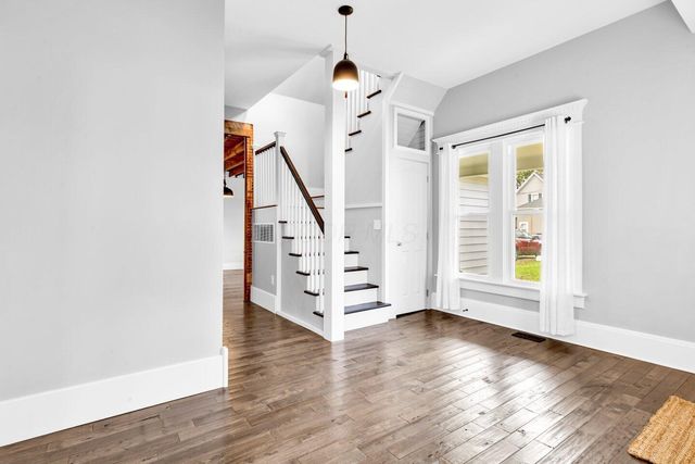 306 E Burgess Street, Mount Vernon, OH 43050