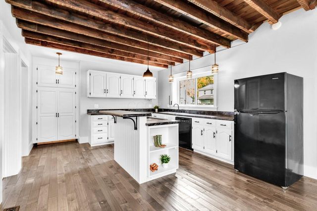 306 E Burgess Street, Mount Vernon, OH 43050