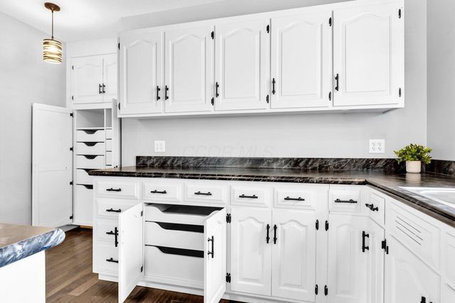 306 E Burgess Street, Mount Vernon, OH 43050