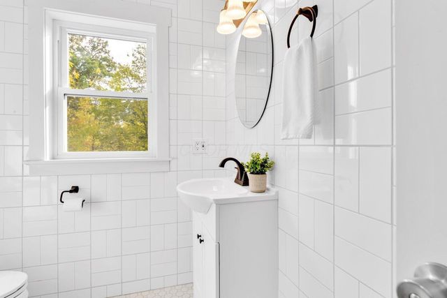 306 E Burgess Street, Mount Vernon, OH 43050