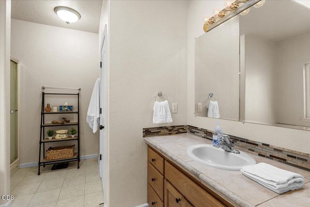 659 Jackson Creek Drive, Central Point, OR 97502
