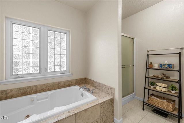 659 Jackson Creek Drive, Central Point, OR 97502