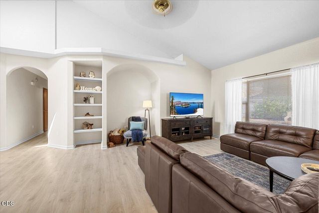 659 Jackson Creek Drive, Central Point, OR 97502