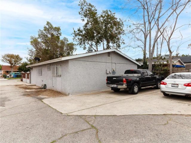 15131 Polk Street, Sylmar, CA 91342