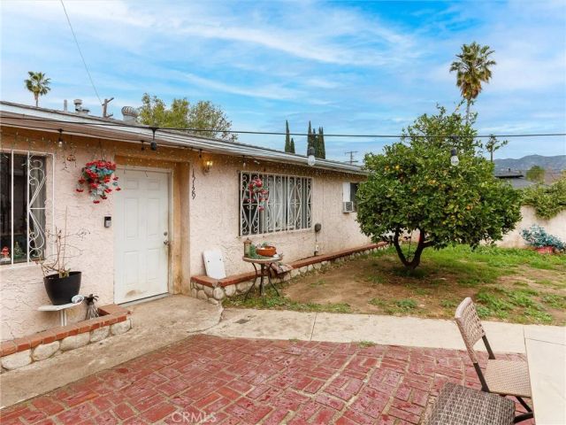 15131 Polk Street, Sylmar, CA 91342