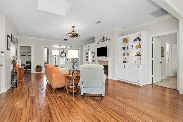 14071 Lakepoint Drive, Willis, TX 77318