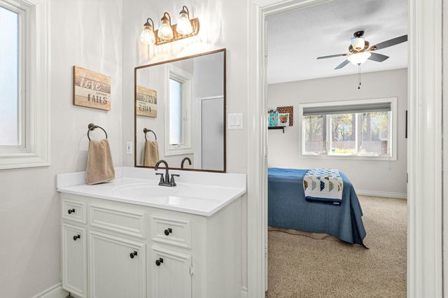 14071 Lakepoint Drive, Willis, TX 77318