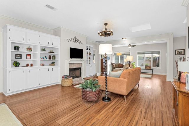 14071 Lakepoint Drive, Willis, TX 77318