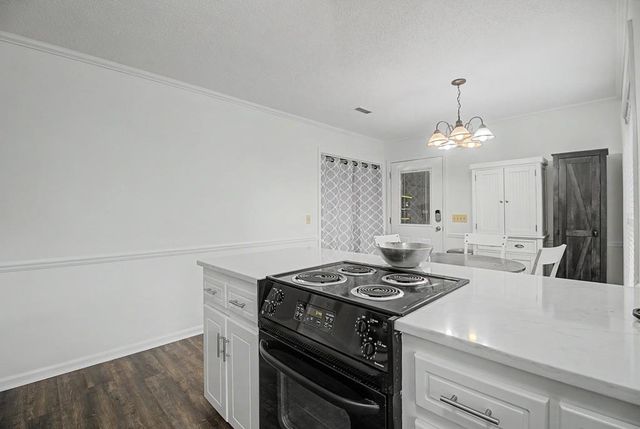 104 Trenton Ct, Dothan, AL 36305