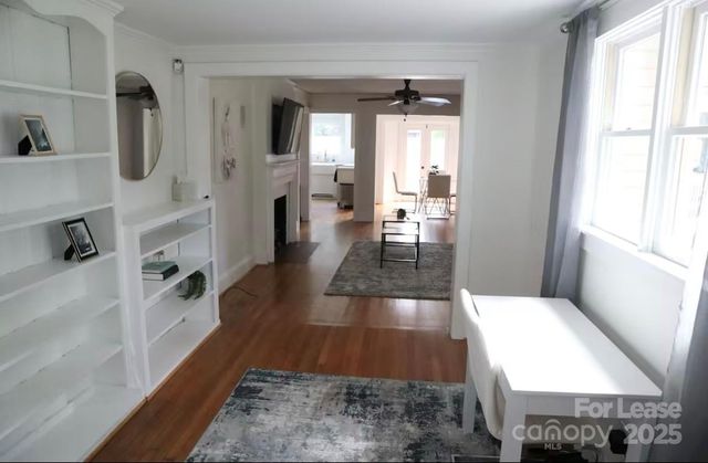 327 Marsh Road, Charlotte, NC 28209