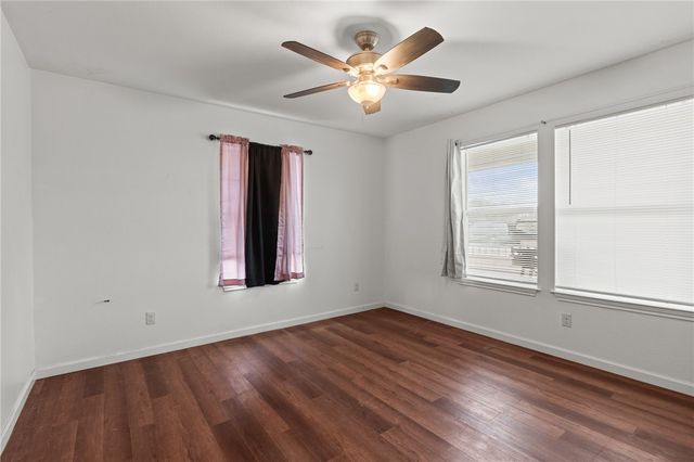 250 Post Oak, Rockport, TX 78382