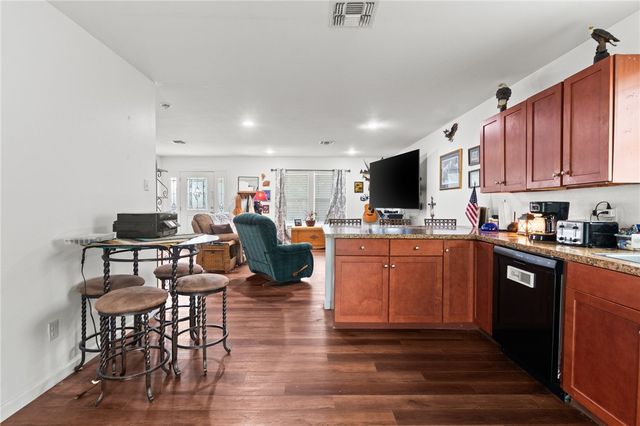 250 Post Oak, Rockport, TX 78382