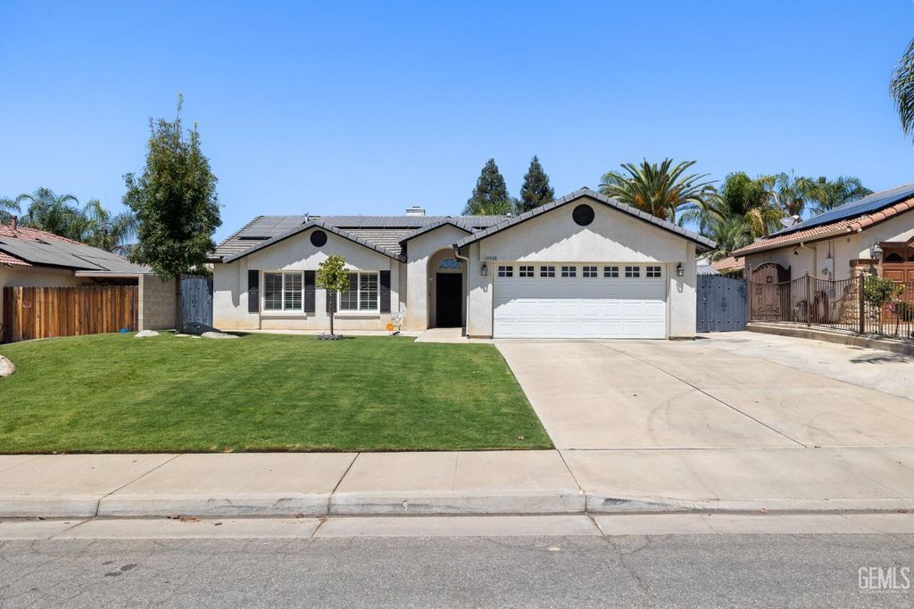 10908 Unser Court, Bakersfield, CA 93306