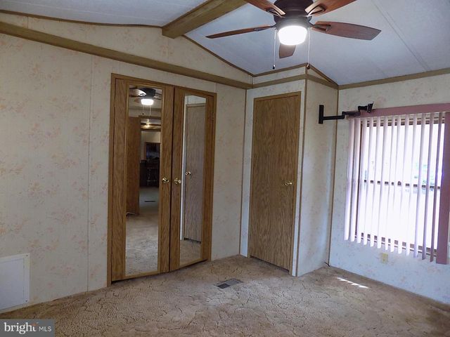 122 SENECA AVE, Dover, PA 17315