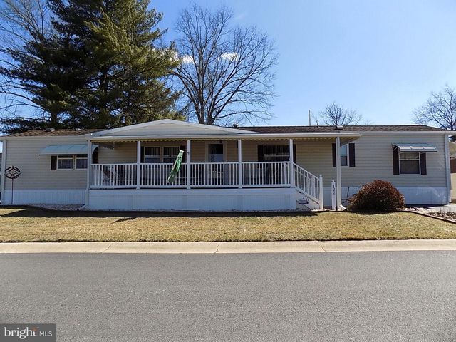 122 SENECA AVE, Dover, PA 17315