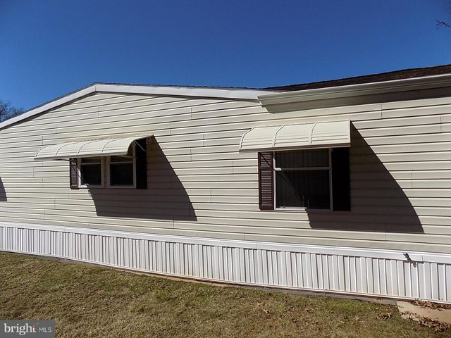 122 SENECA AVE, Dover, PA 17315