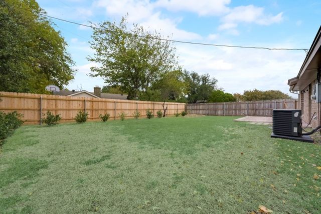 1225 Augusta Road, Benbrook, TX 76126