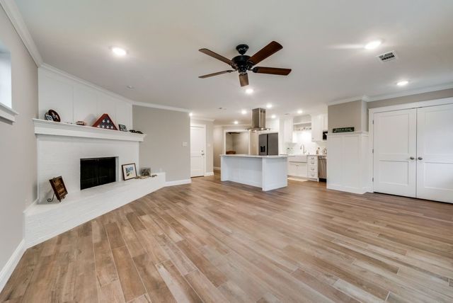 1225 Augusta Road, Benbrook, TX 76126