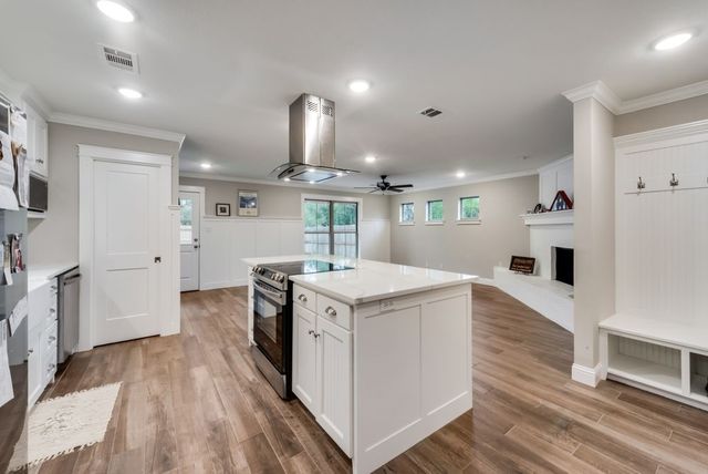1225 Augusta Road, Benbrook, TX 76126