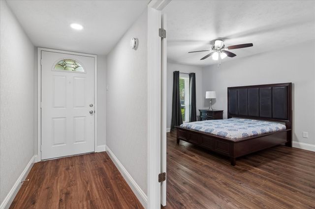 4900 Avery Circle, The Colony, TX 75056