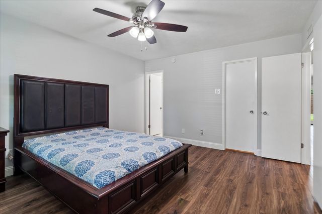 4900 Avery Circle, The Colony, TX 75056