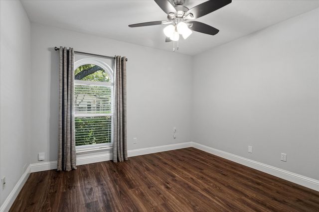 4900 Avery Circle, The Colony, TX 75056