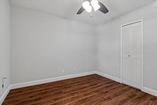4900 Avery Circle, The Colony, TX 75056