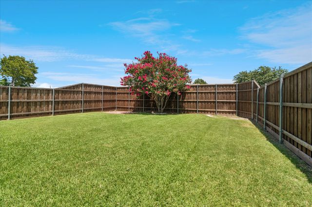 4900 Avery Circle, The Colony, TX 75056