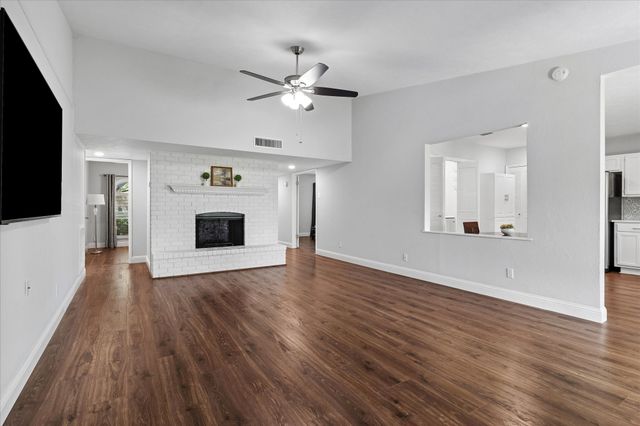 4900 Avery Circle, The Colony, TX 75056