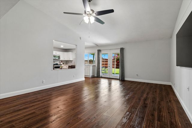 4900 Avery Circle, The Colony, TX 75056
