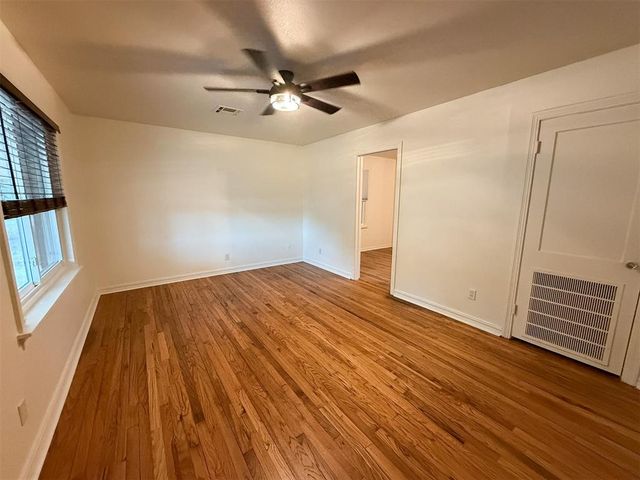 201 W Lockheed Drive, Midwest City, OK 73110