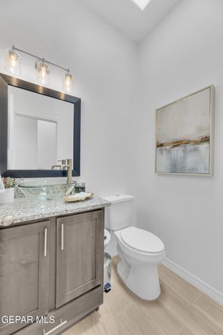 202 Bonnie Trail, Sunland Park, NM 88008