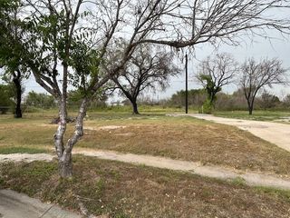 840 Hamilton St, Sinton, TX 78387
