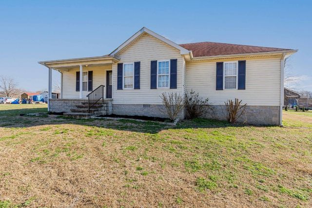 129 Buck Ln, Lafayette, TN 37083