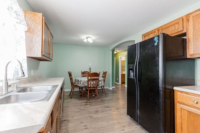 129 Buck Ln, Lafayette, TN 37083