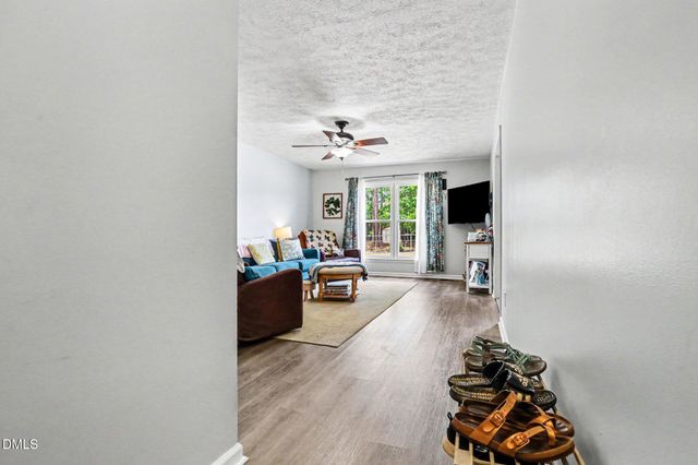 3228 Old Oak Lane, Hope Mills, NC 28348