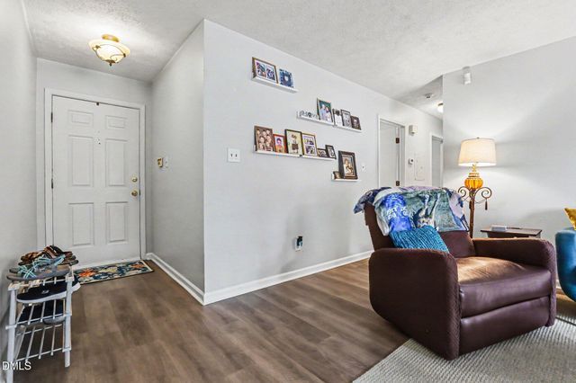 3228 Old Oak Lane, Hope Mills, NC 28348