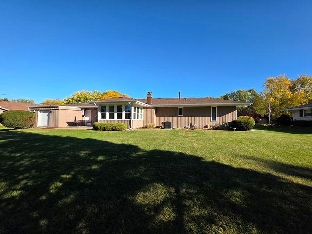 5131 Potomac Drive, Rockford, IL 61107