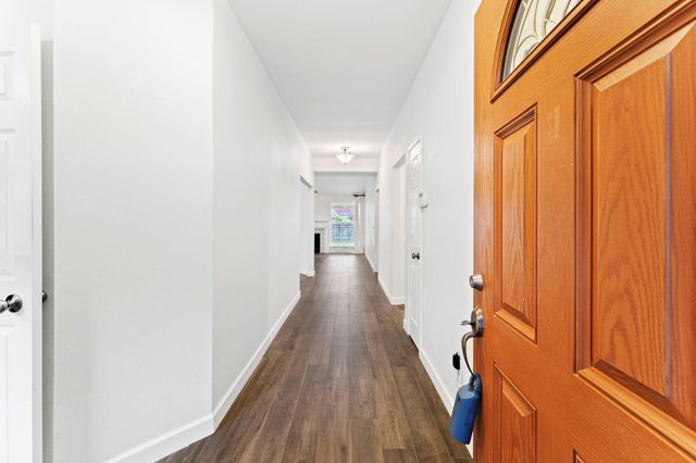 34 Evening Song Court, The Woodlands, TX 77380