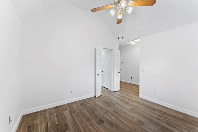 34 Evening Song Court, The Woodlands, TX 77380