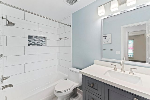 34 Evening Song Court, The Woodlands, TX 77380