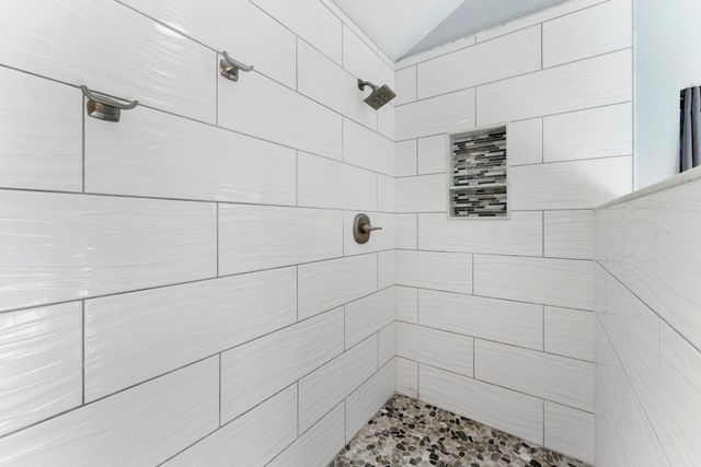 34 Evening Song Court, The Woodlands, TX 77380