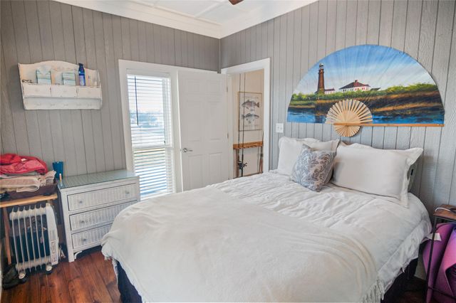 2205 Nelson Avenue, Port Bolivar, TX 77650