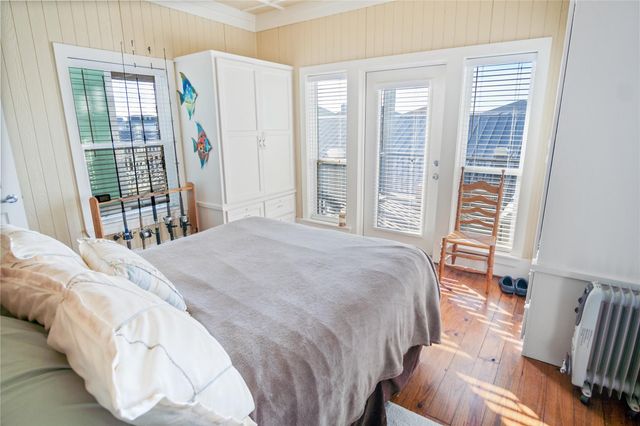 2205 Nelson Avenue, Port Bolivar, TX 77650