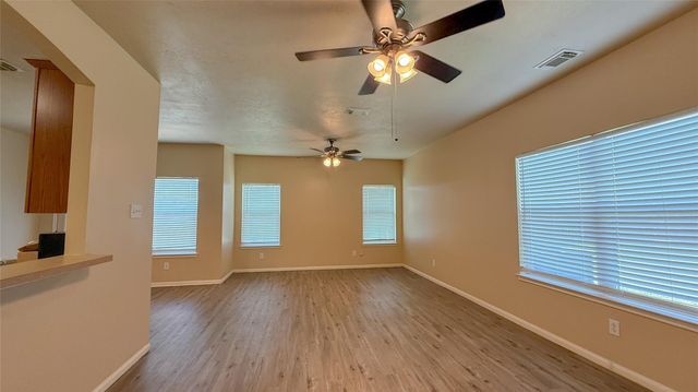 5127 Prosperity Circle, Houston, TX 77018