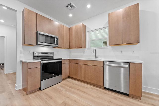 1922 W FIG STREET 2, Tampa, FL 33609